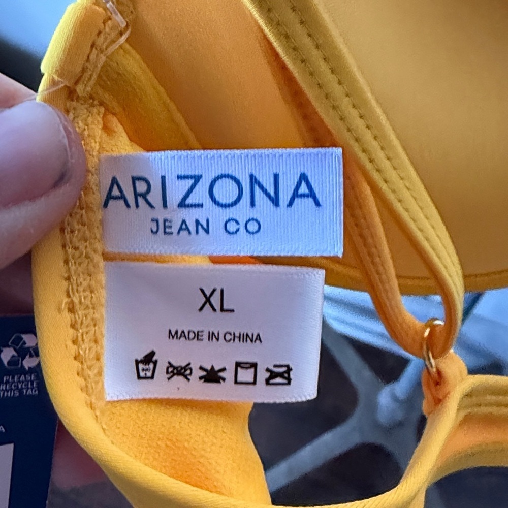 NWT Arizona Push Up Bikini Top Size XL - Picture 5 of 5